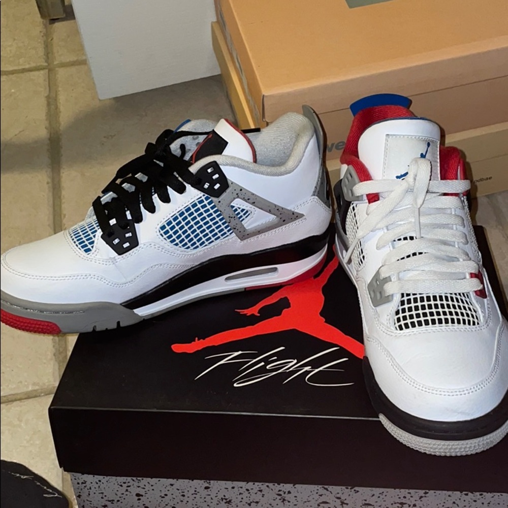Air Jordan 4 Retro